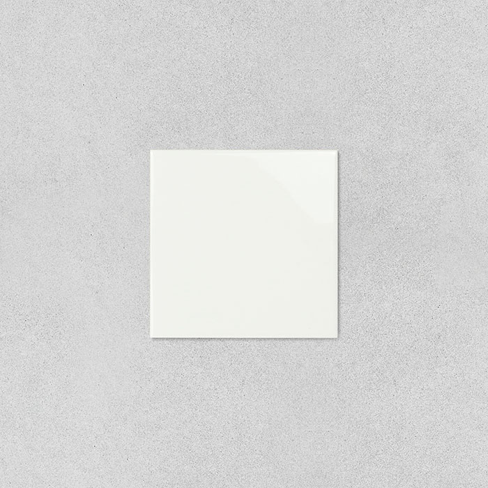 Basics Ultra White Gloss