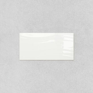 Basics White Gloss Flow