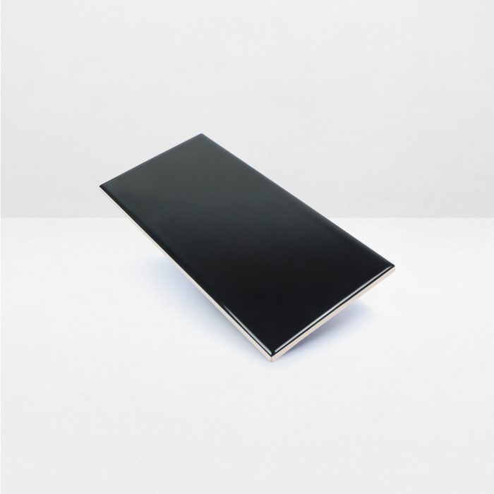 615372A-Spectrum-Plus-Black-Gloss-97x197-Angle-1