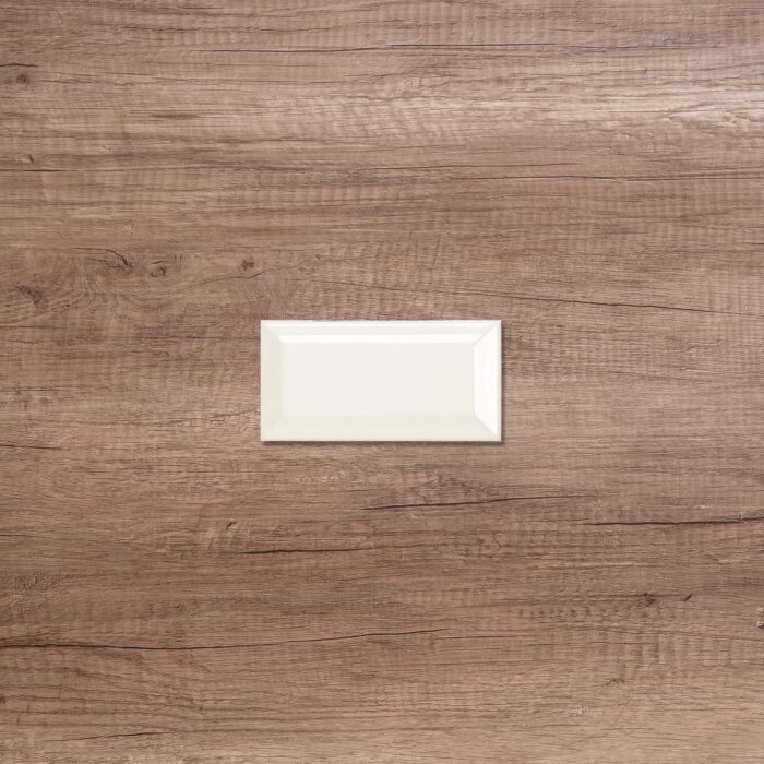 Basics Antique White Bevelled Edge Gloss
