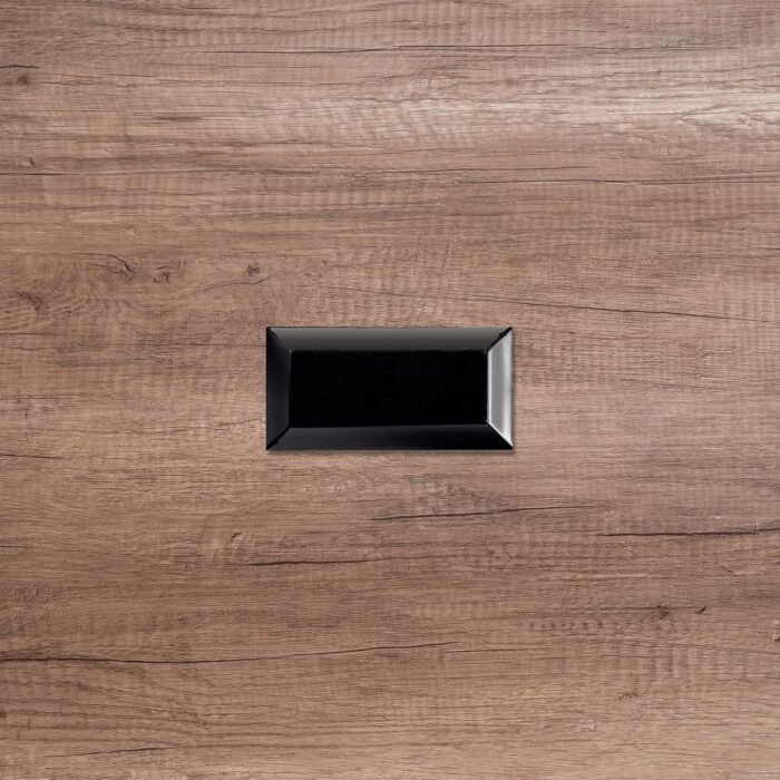 Basics Black Bevelled Edge Gloss