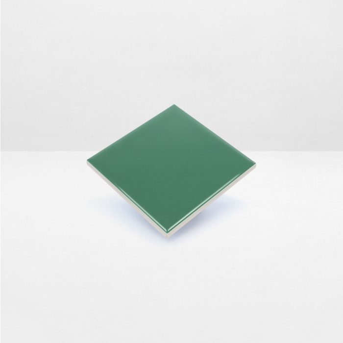 615979-Spectrum-Plus-Forest-Green-Gloss-97x97-Angle-1