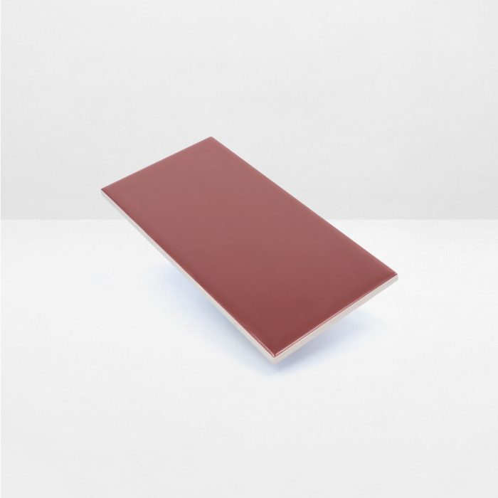 615992-Spectrum-Plus-Barn-Red-Satin-97x197-Anlge-1