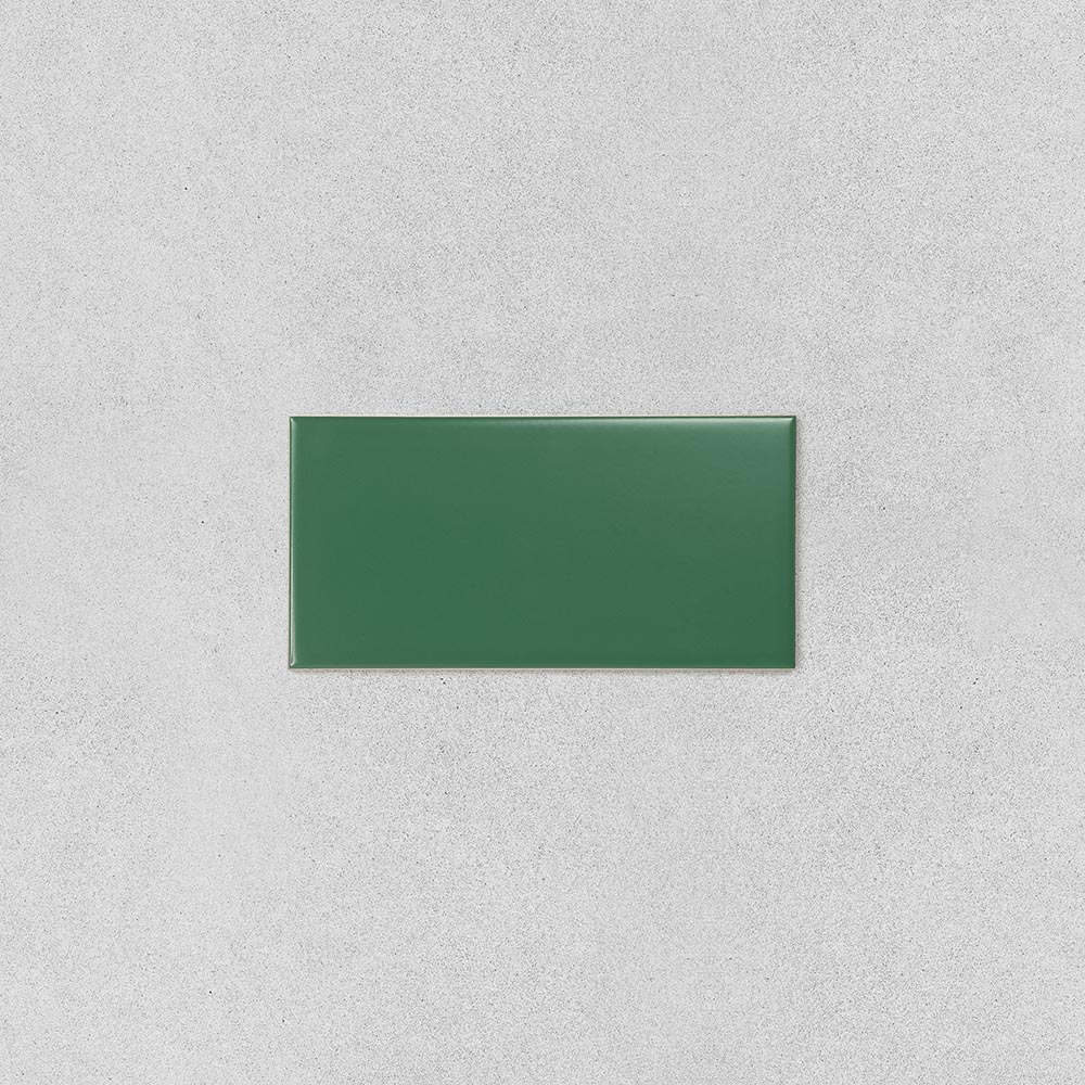 Spectrum Plus Forest Green Satin