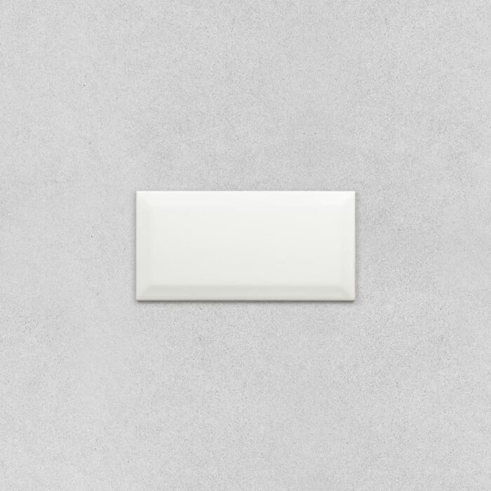 Basics White Bevelled Edge Gloss
