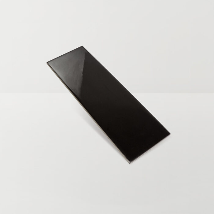 Neutral Black Gloss Angle