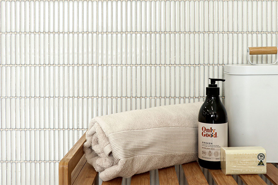 Opal White Gloss Mosaic Setting