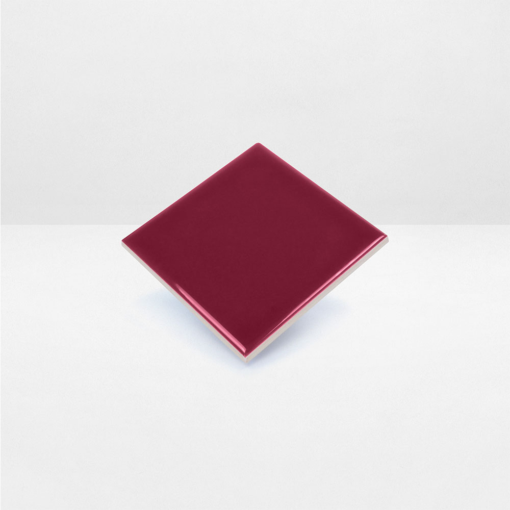 Spectrum Classic Maroon with deep maroon colouring and glossy surface