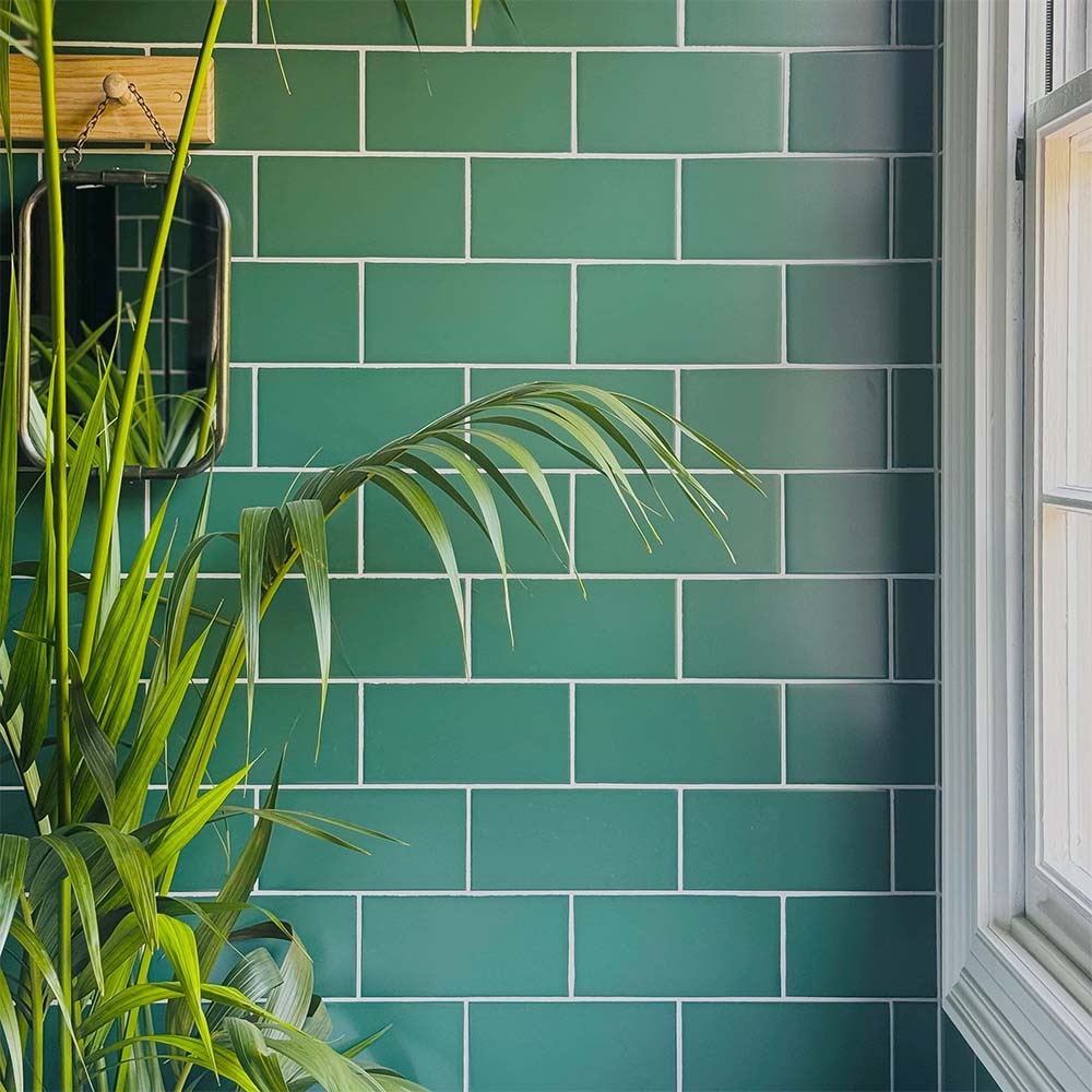 Modern bathroom design with Spectrum Plus feature wall tiles in a textured layout